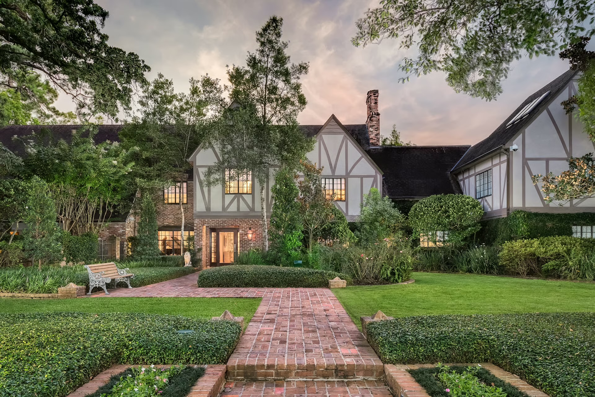 Luxury estate
